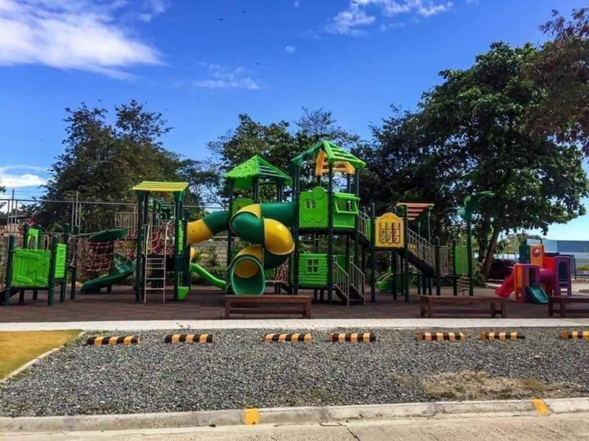 Dracarys Place 2 Condo With Balcony Unlimited Wifi Lapulapu City View Kültér fotó