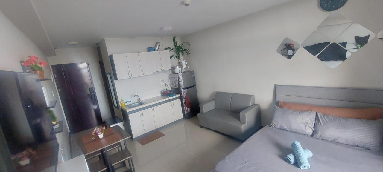 Dracarys Place 2 Condo With Balcony Unlimited Wifi Lapulapu City View Kültér fotó