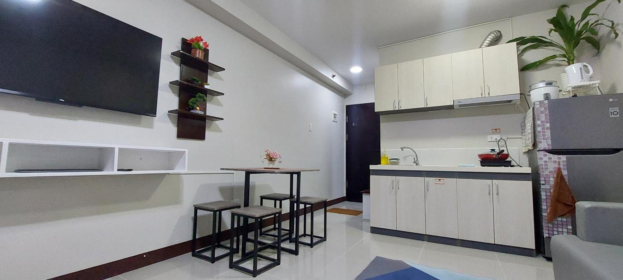 Dracarys Place 2 Condo With Balcony Unlimited Wifi Lapulapu City View Kültér fotó